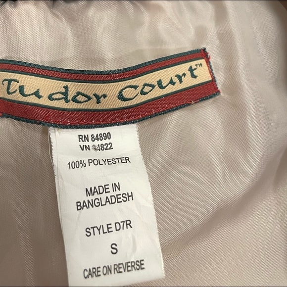 VTG Tudor Puffy Vest Faux Fur Khaki Snap Buttons Pockets Hunter Tan Neutral - Picture 11 of 13